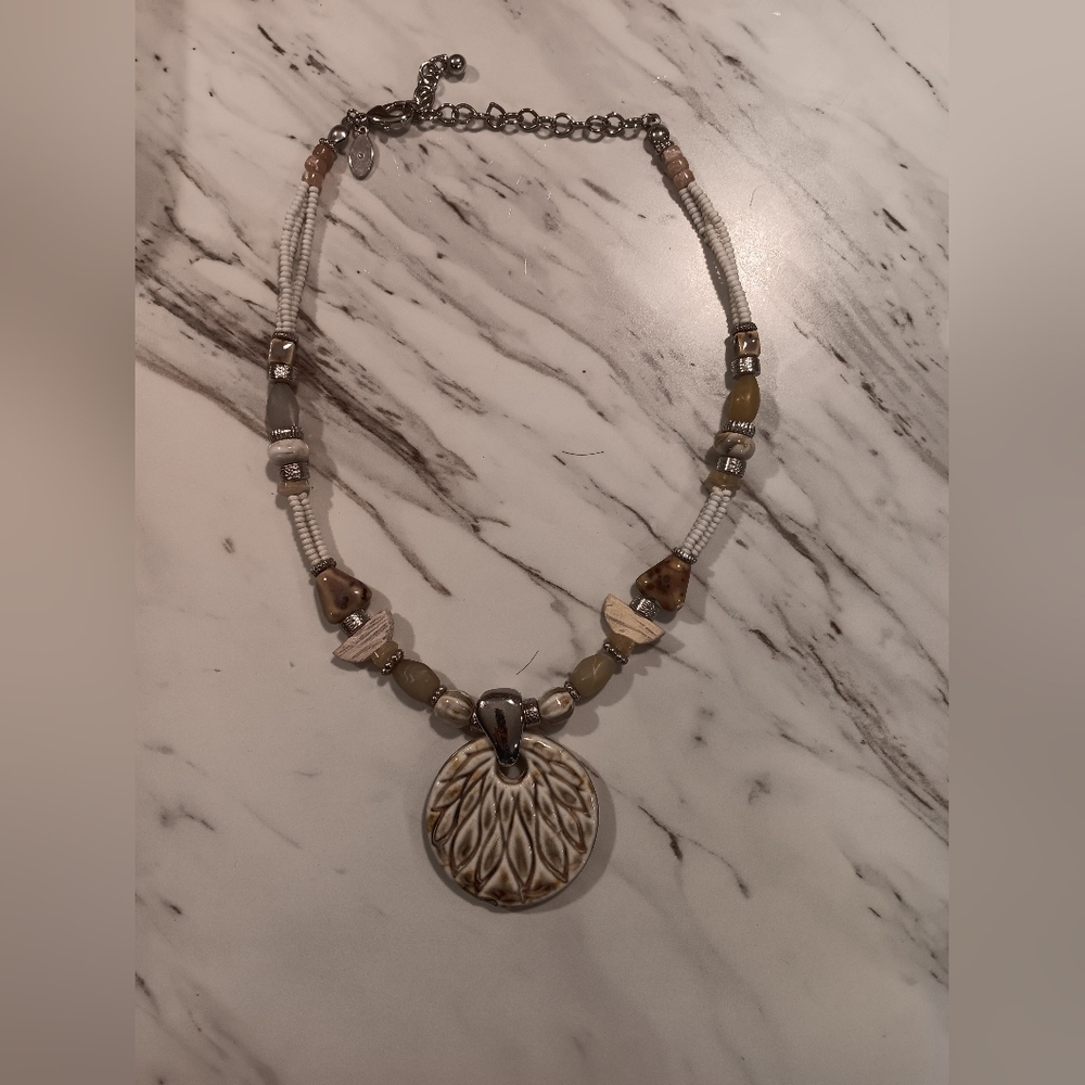 Chicos wood and clay necklace
